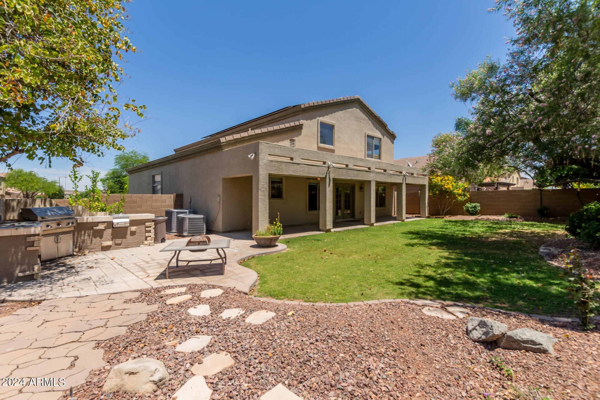 11829 W MONTANA DE ORO Drive