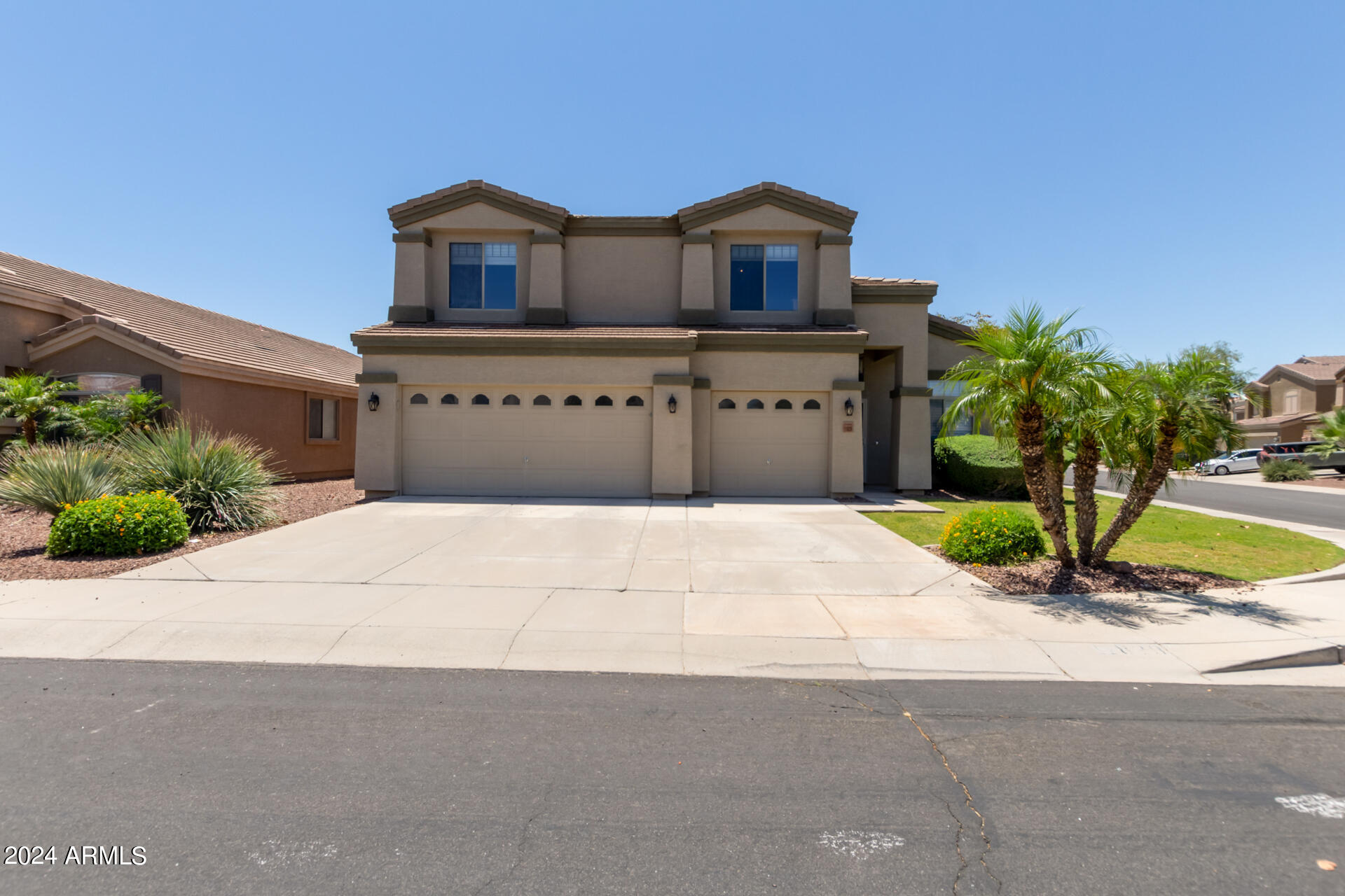 11829 W MONTANA DE ORO Drive