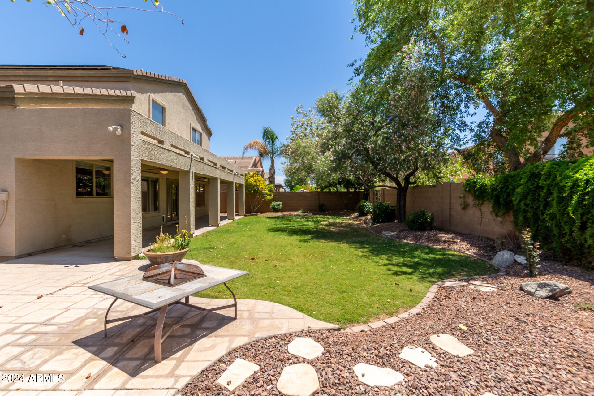 11829 W MONTANA DE ORO Drive