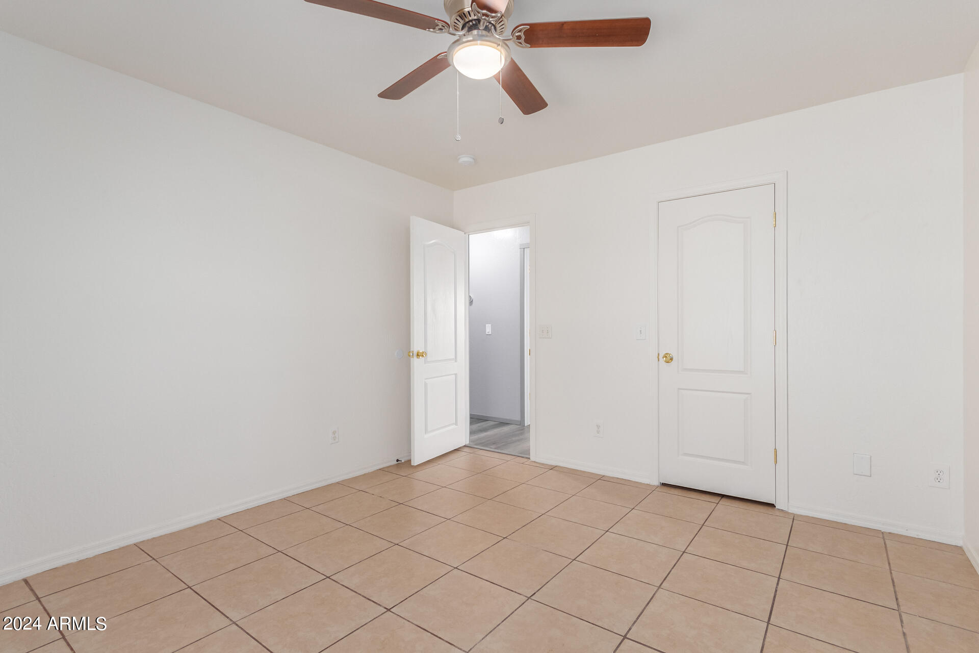8287 W CORONADO Drive