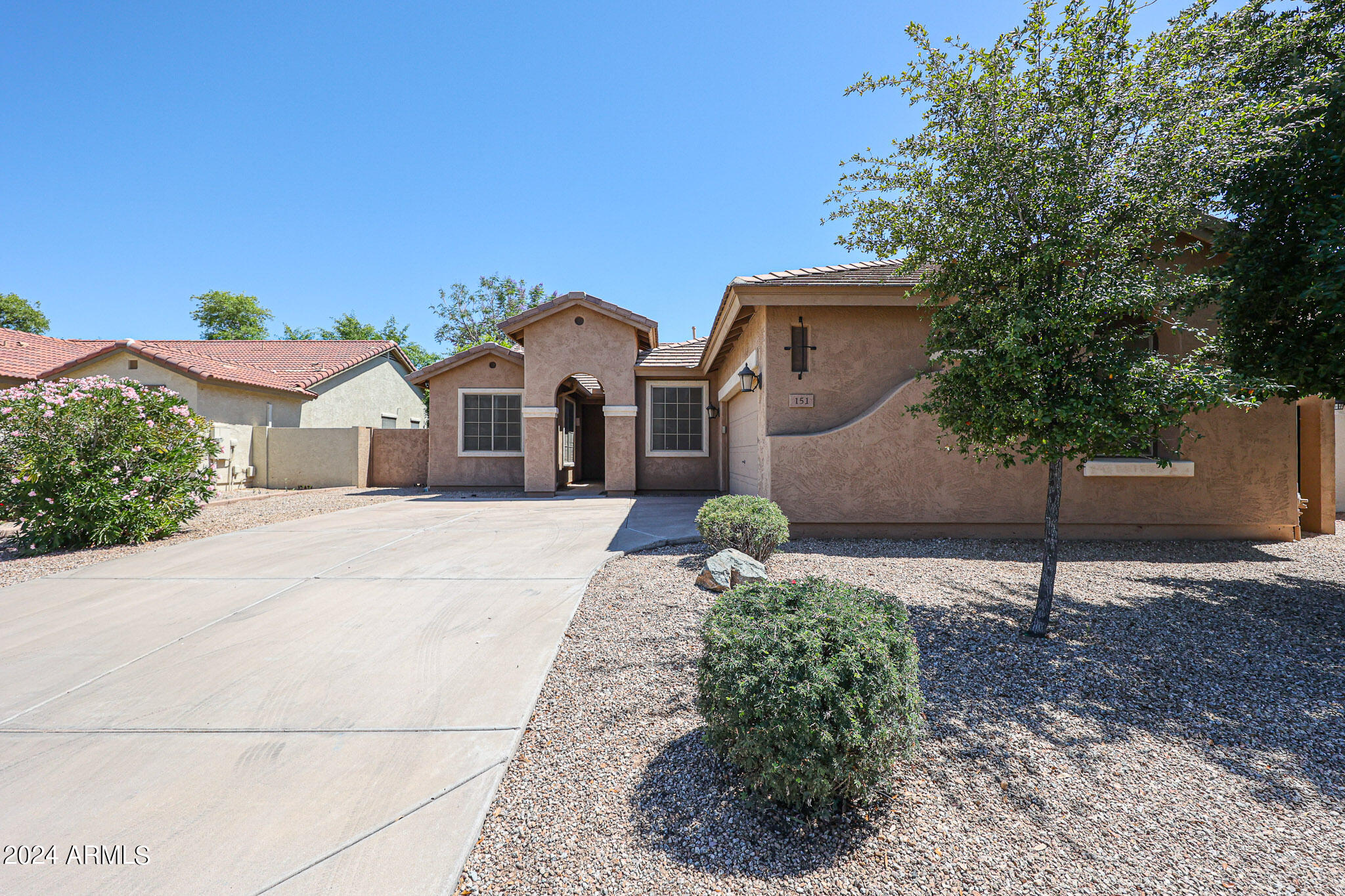 151 W Cardinal Way