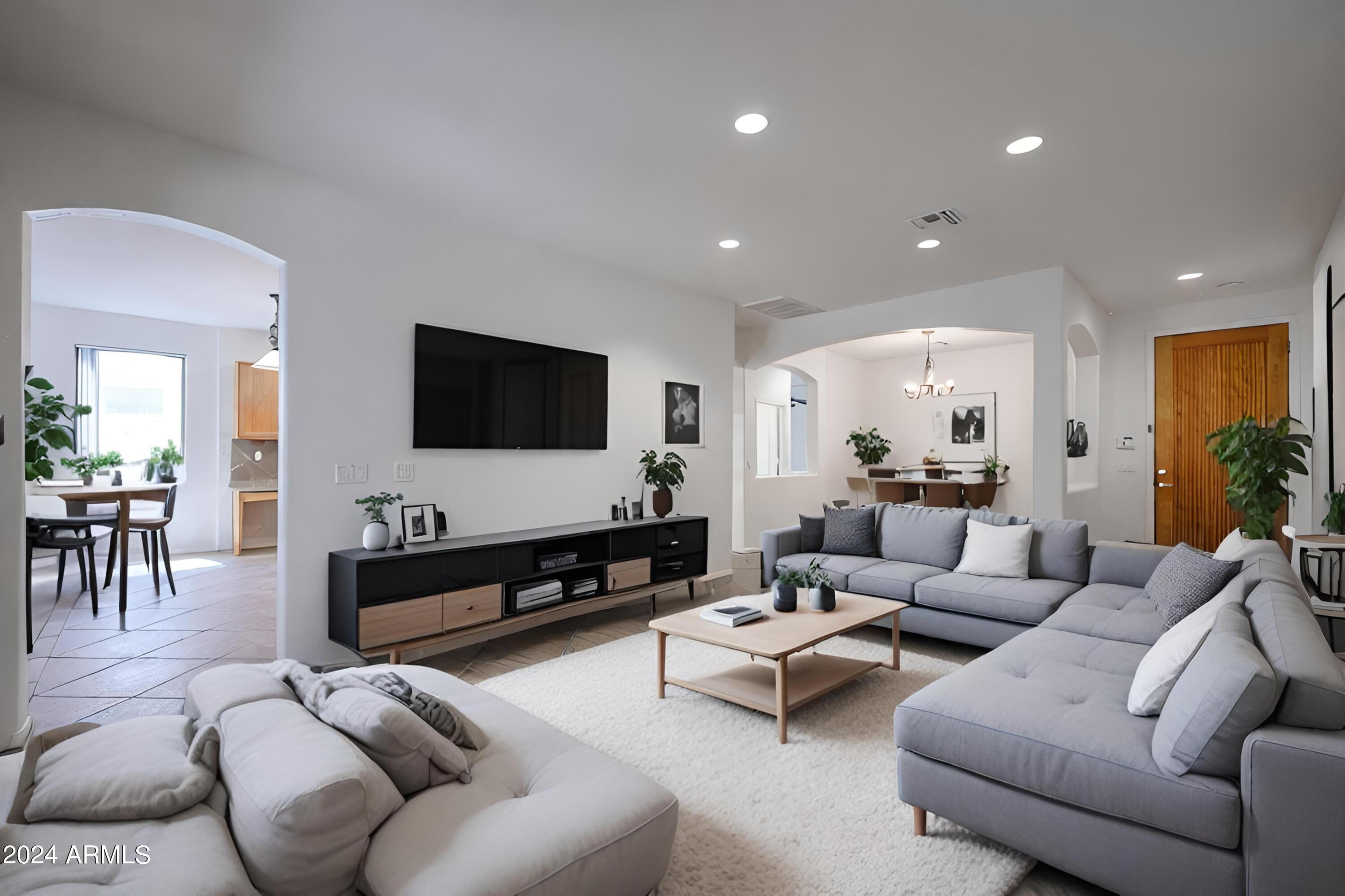 151 W Cardinal Way