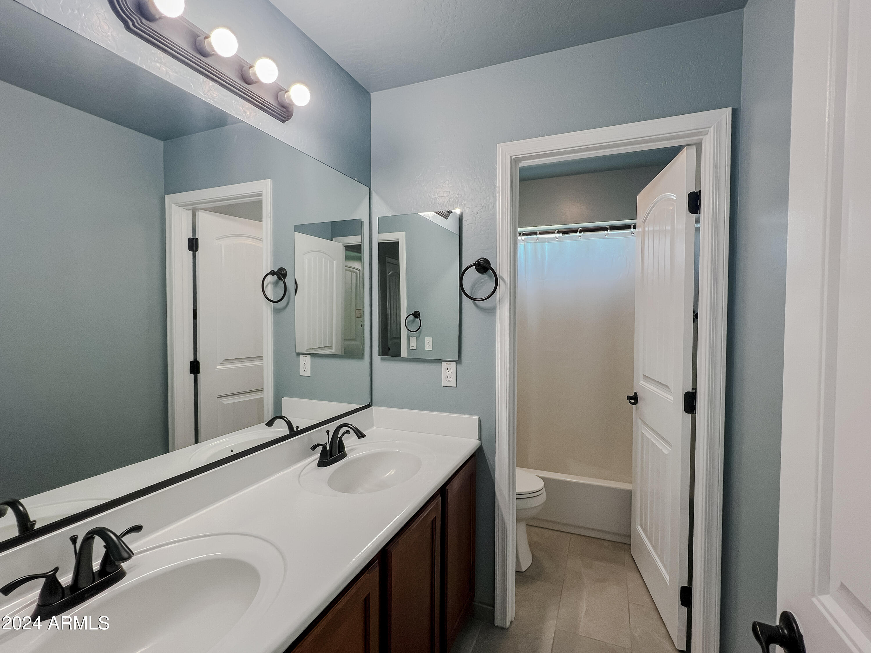 21887 S 215TH Place