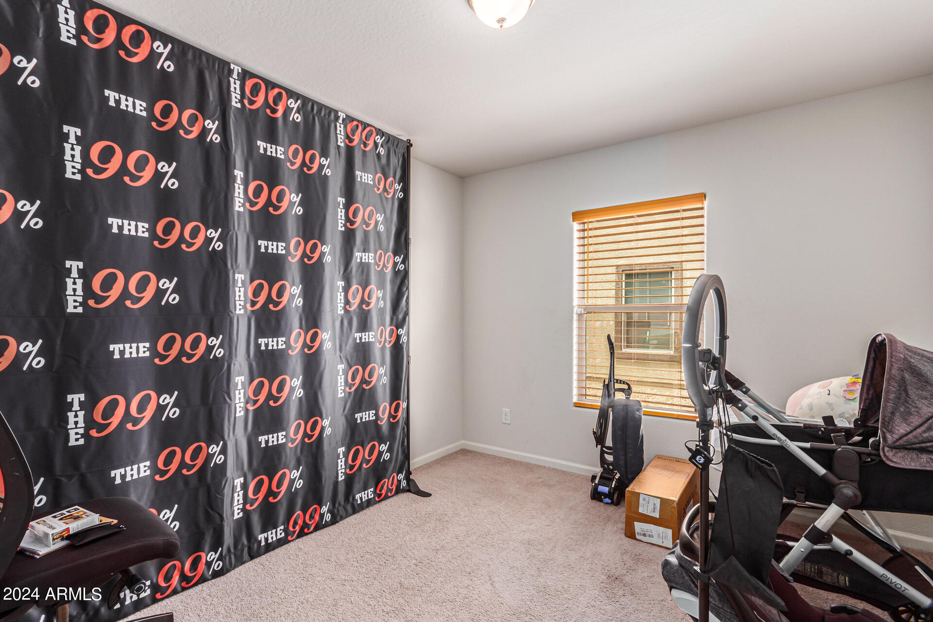 1005 W STARVIEW Avenue