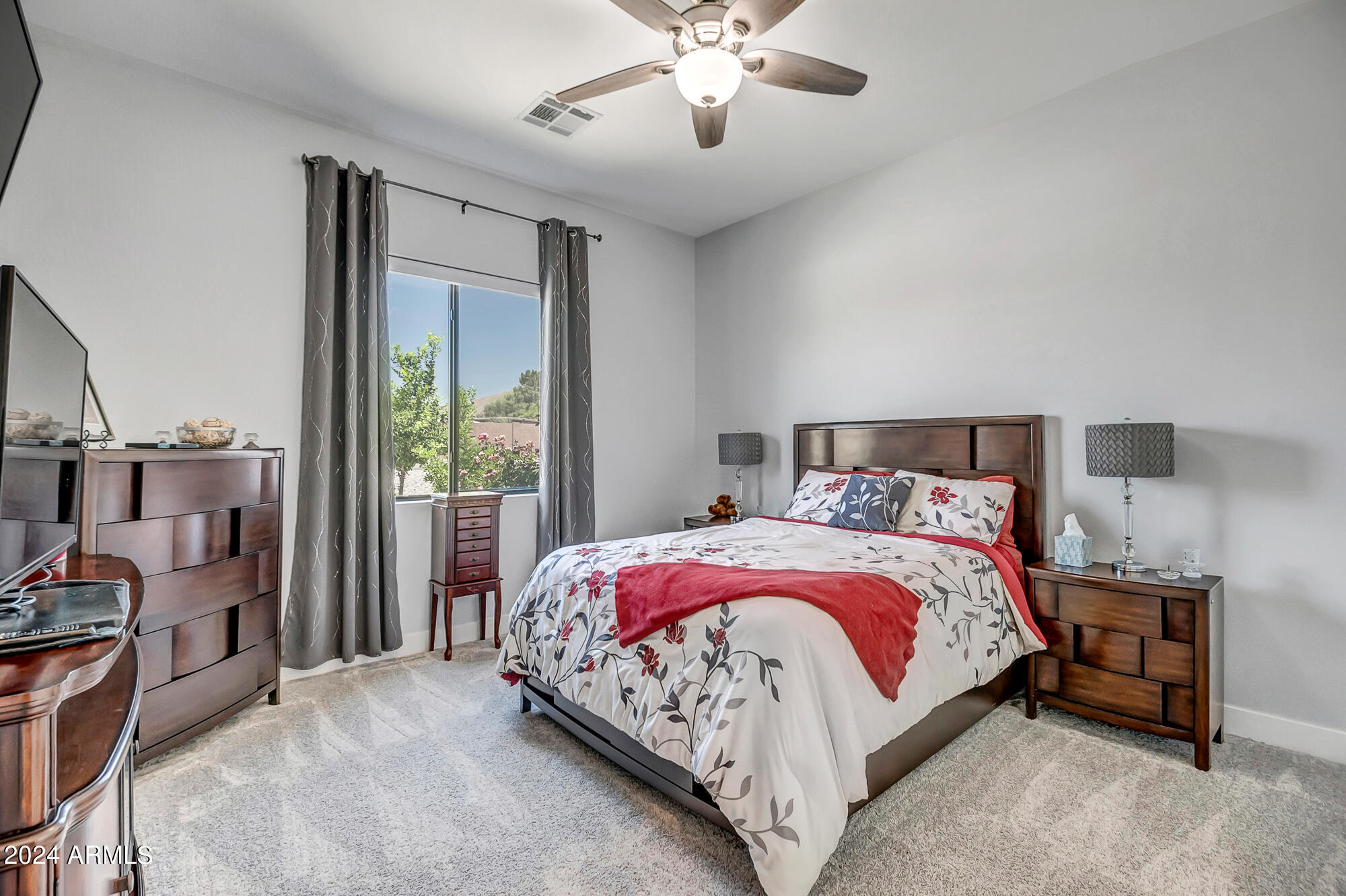1105 E DESERT HILLS ESTATE Drive