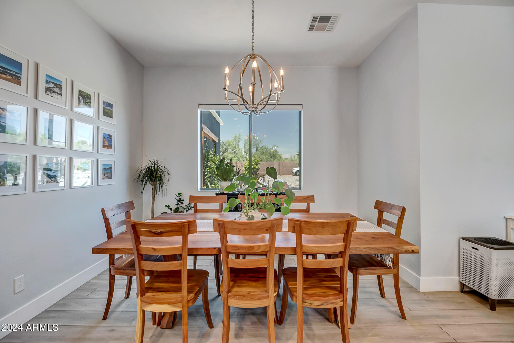 1105 E DESERT HILLS ESTATE Drive