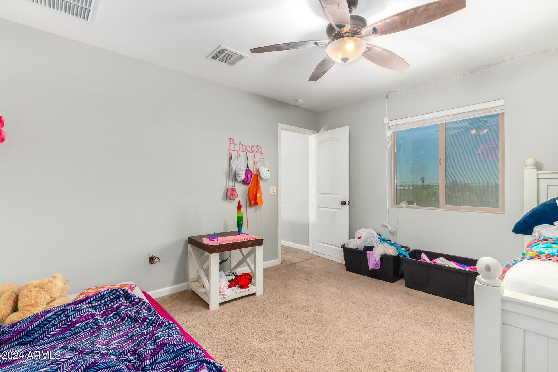 1066 W WINDSONG Street