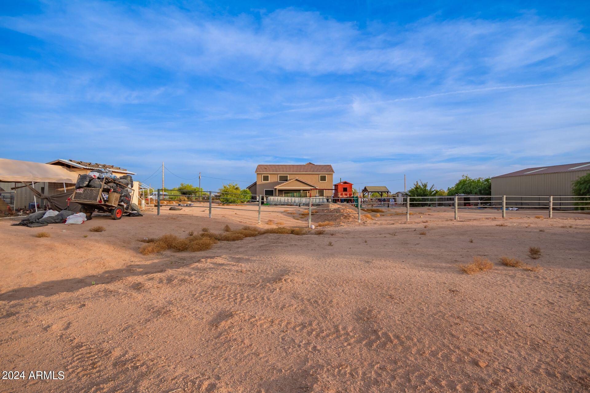 1066 W WINDSONG Street