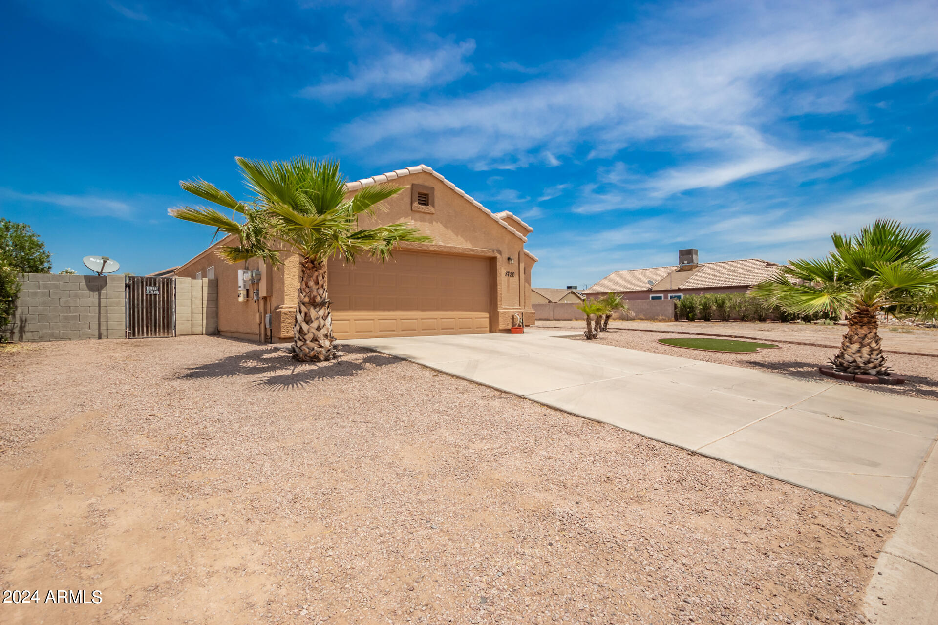 8720 W TINAJAS Drive