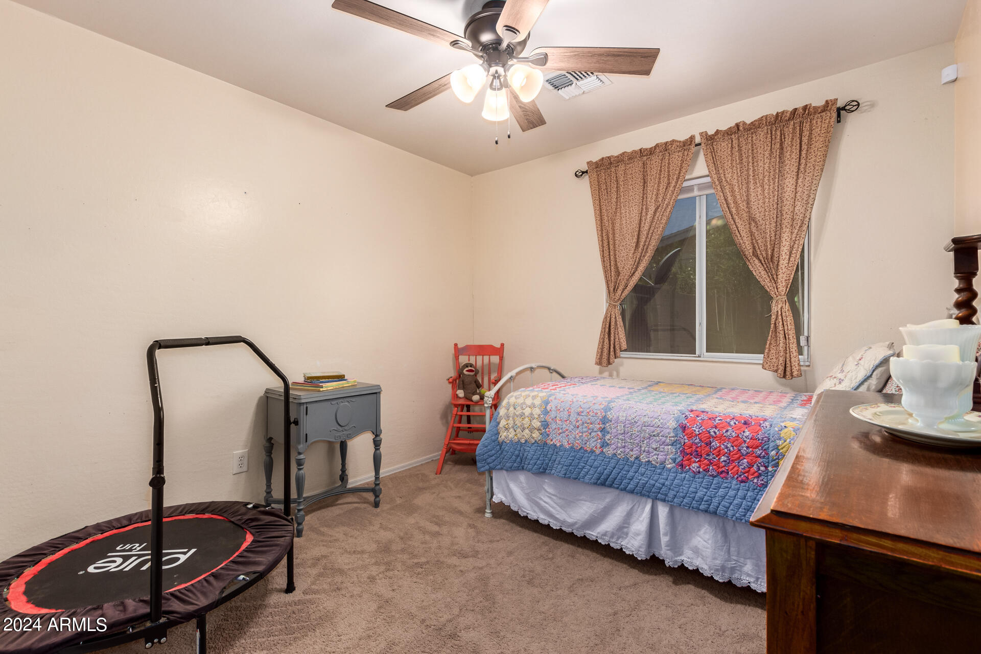 8720 W TINAJAS Drive