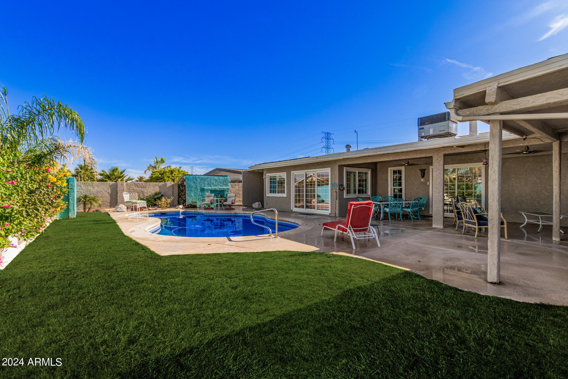 11170 W PALMERAS Drive
