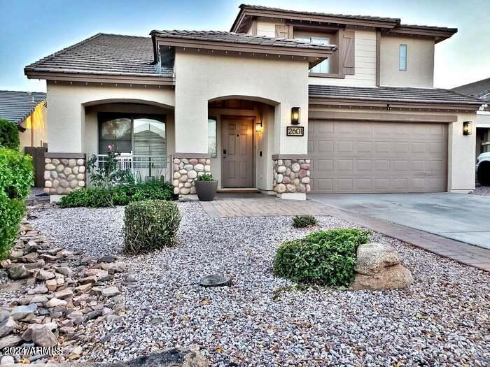 2601 W BARTLETT Way