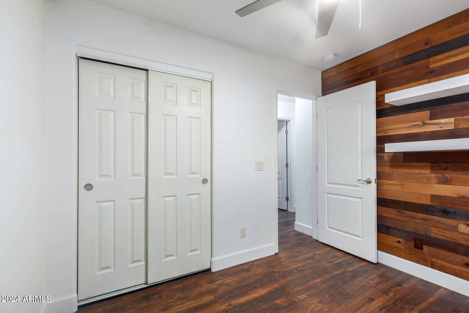 721 N POPLAR Street