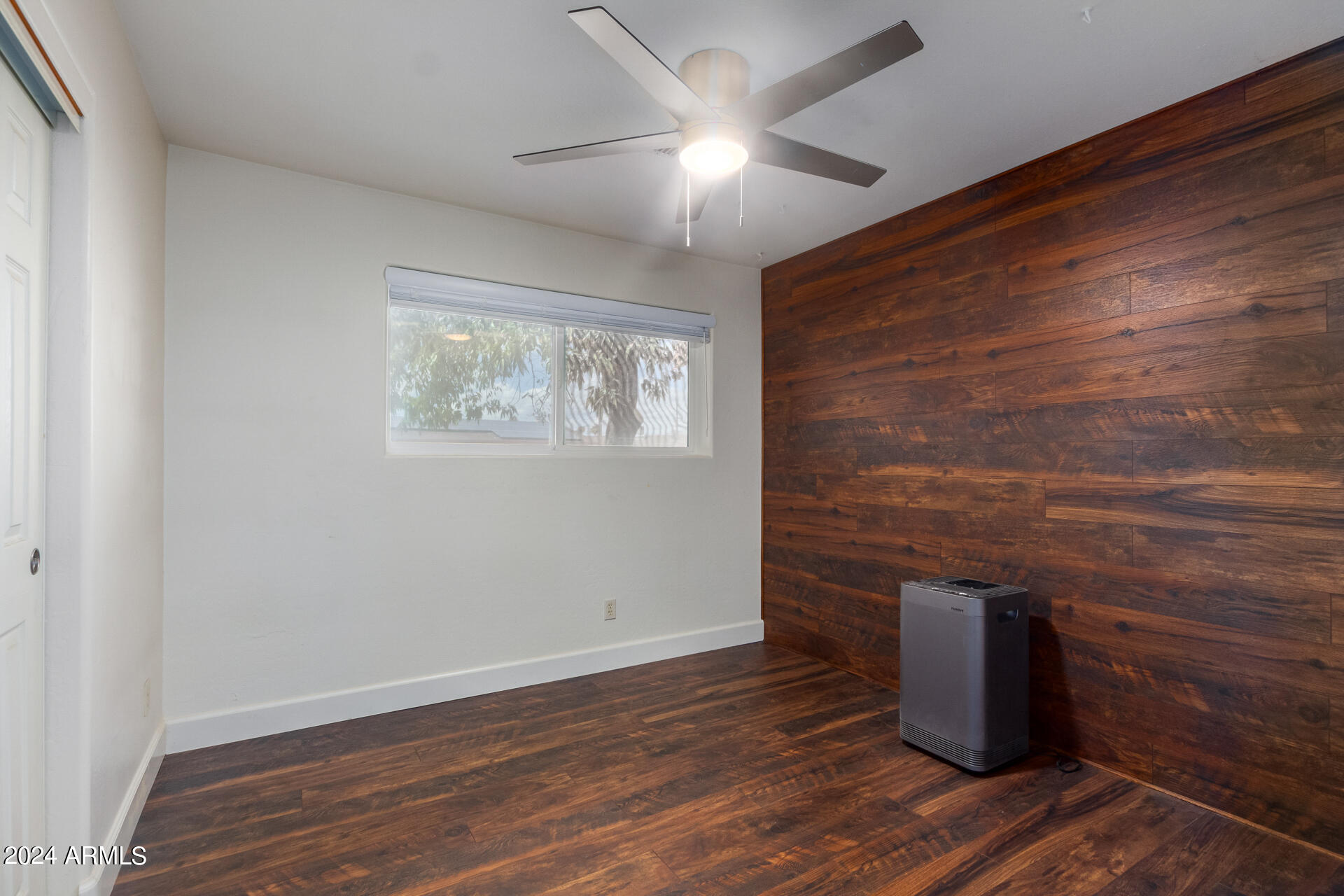 721 N POPLAR Street