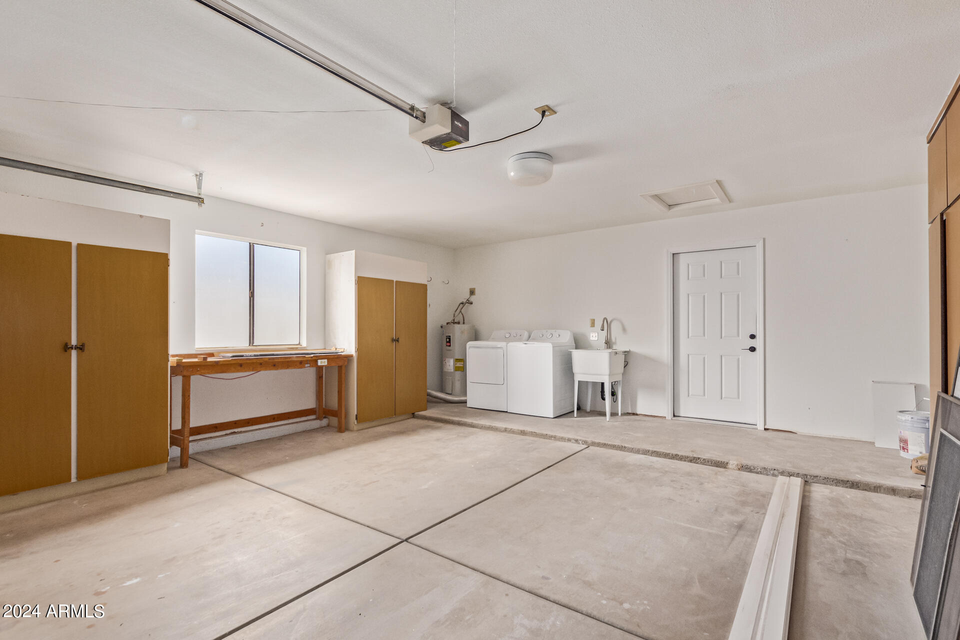 17206 N DESERT GLEN Drive