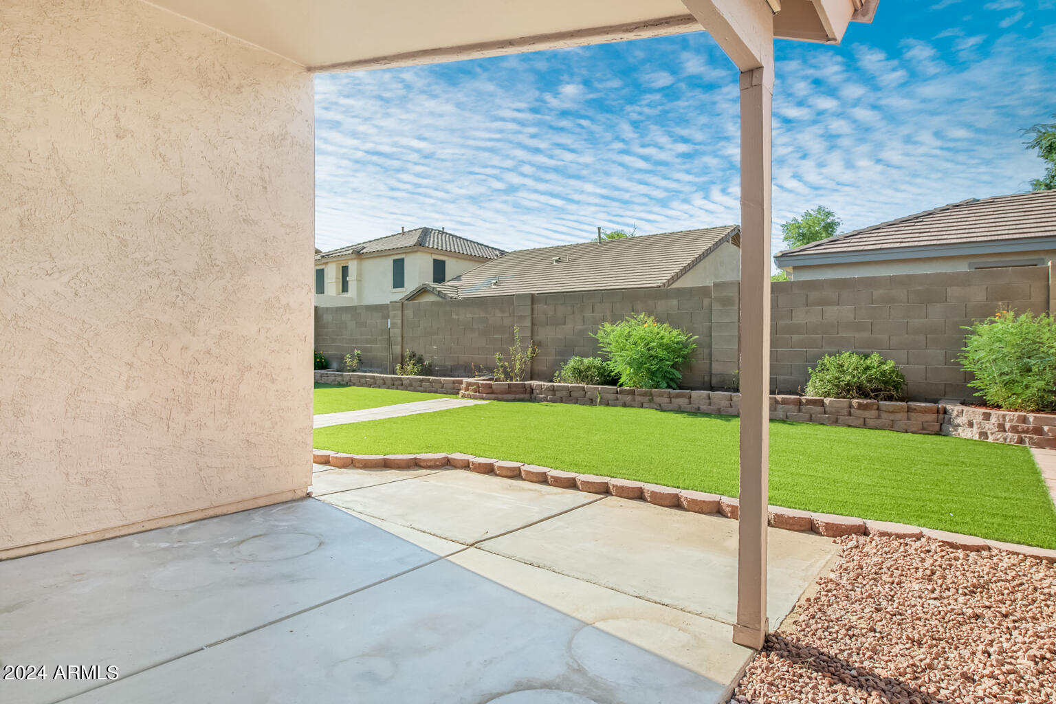 3112 E MILLBRAE Lane