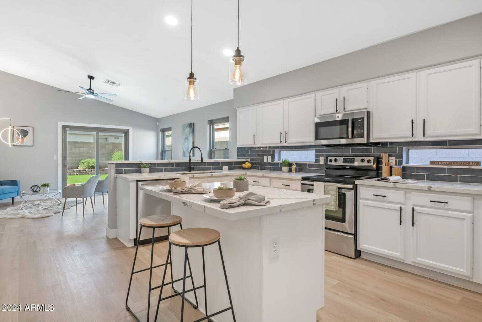 3112 E MILLBRAE Lane
