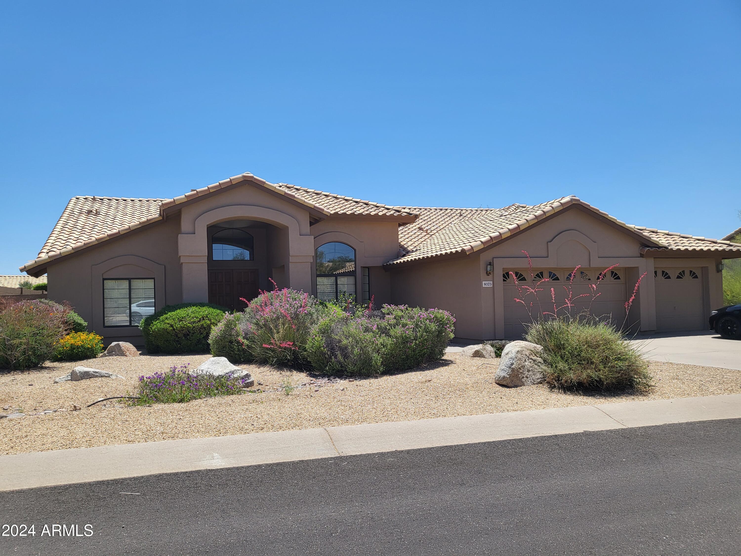 9373 E QUARRY Trail