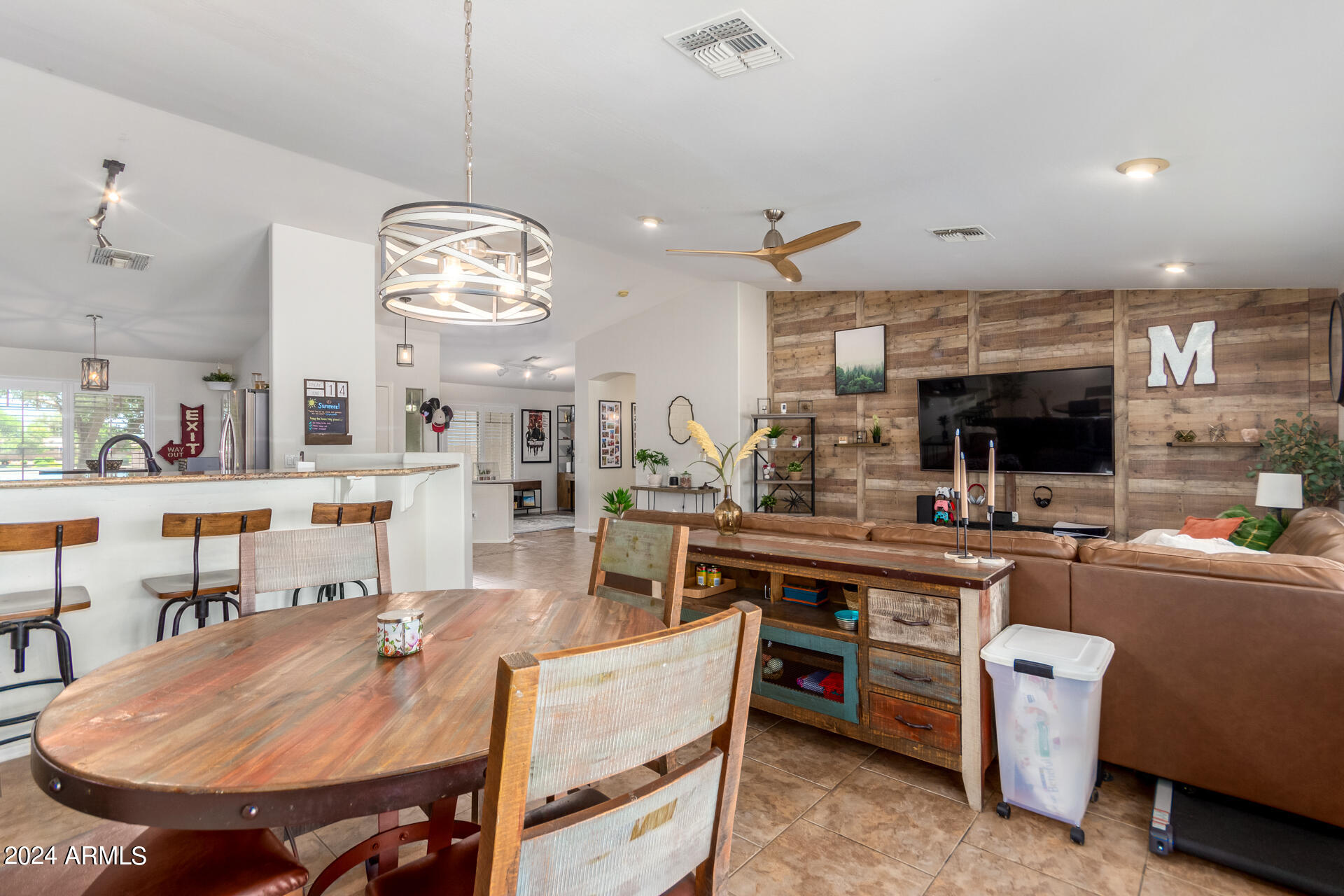 15800 W SONORA Street