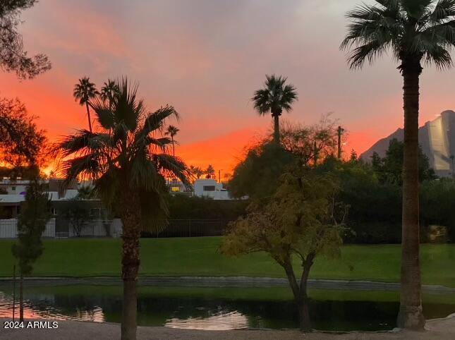 7840 E Camelback Road, 208