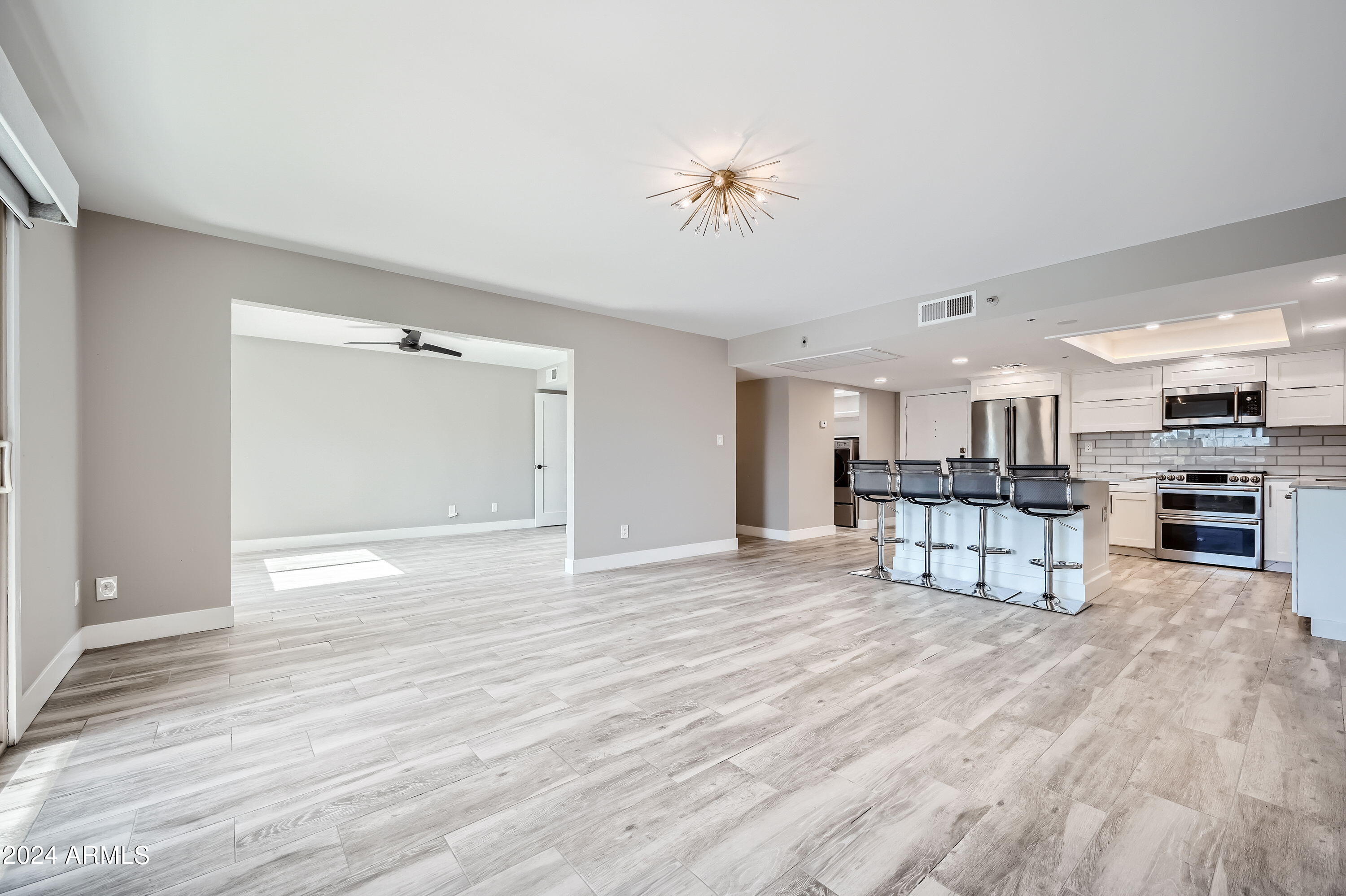 7840 E Camelback Road, 208