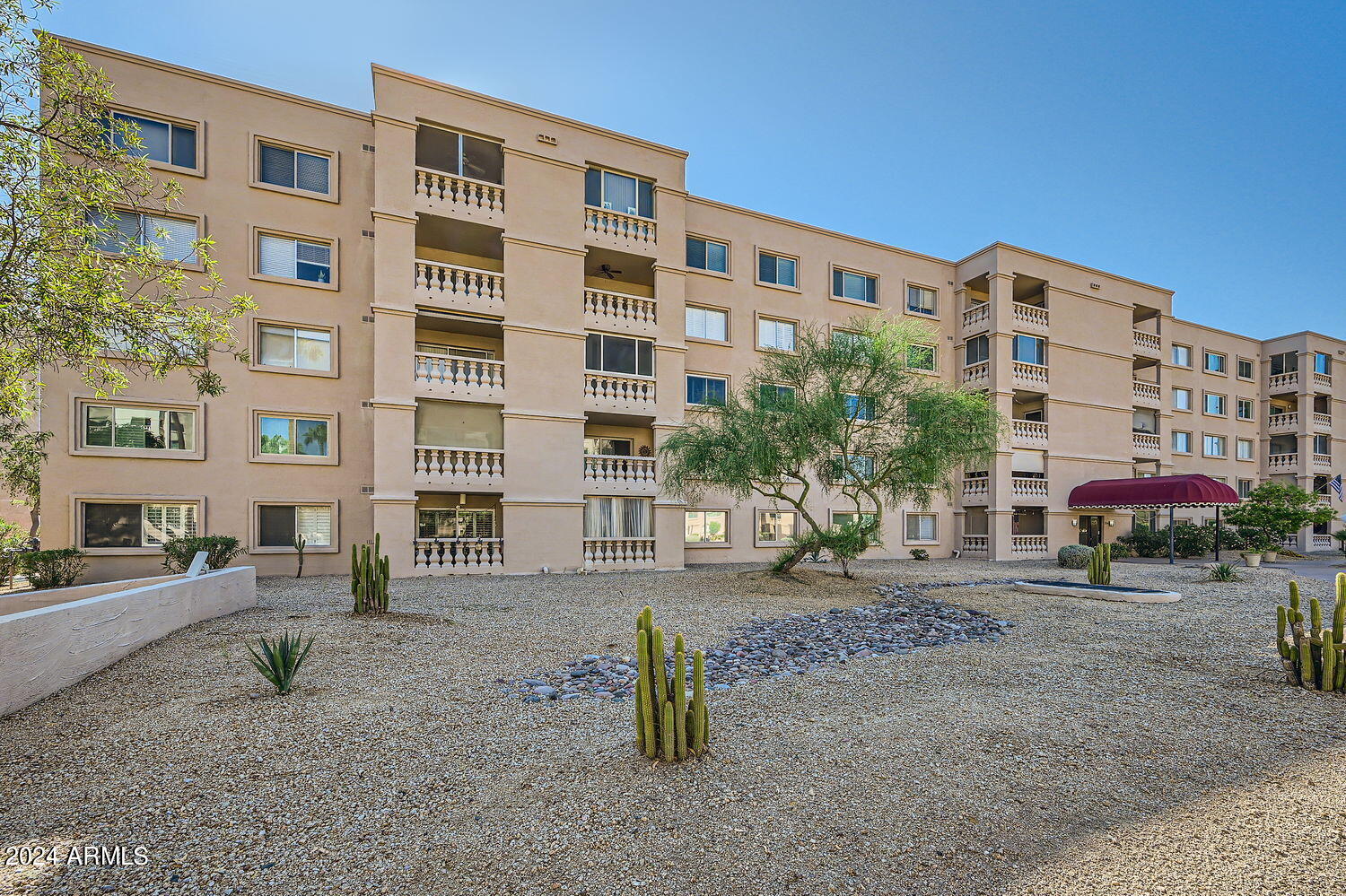 7840 E Camelback Road, 208