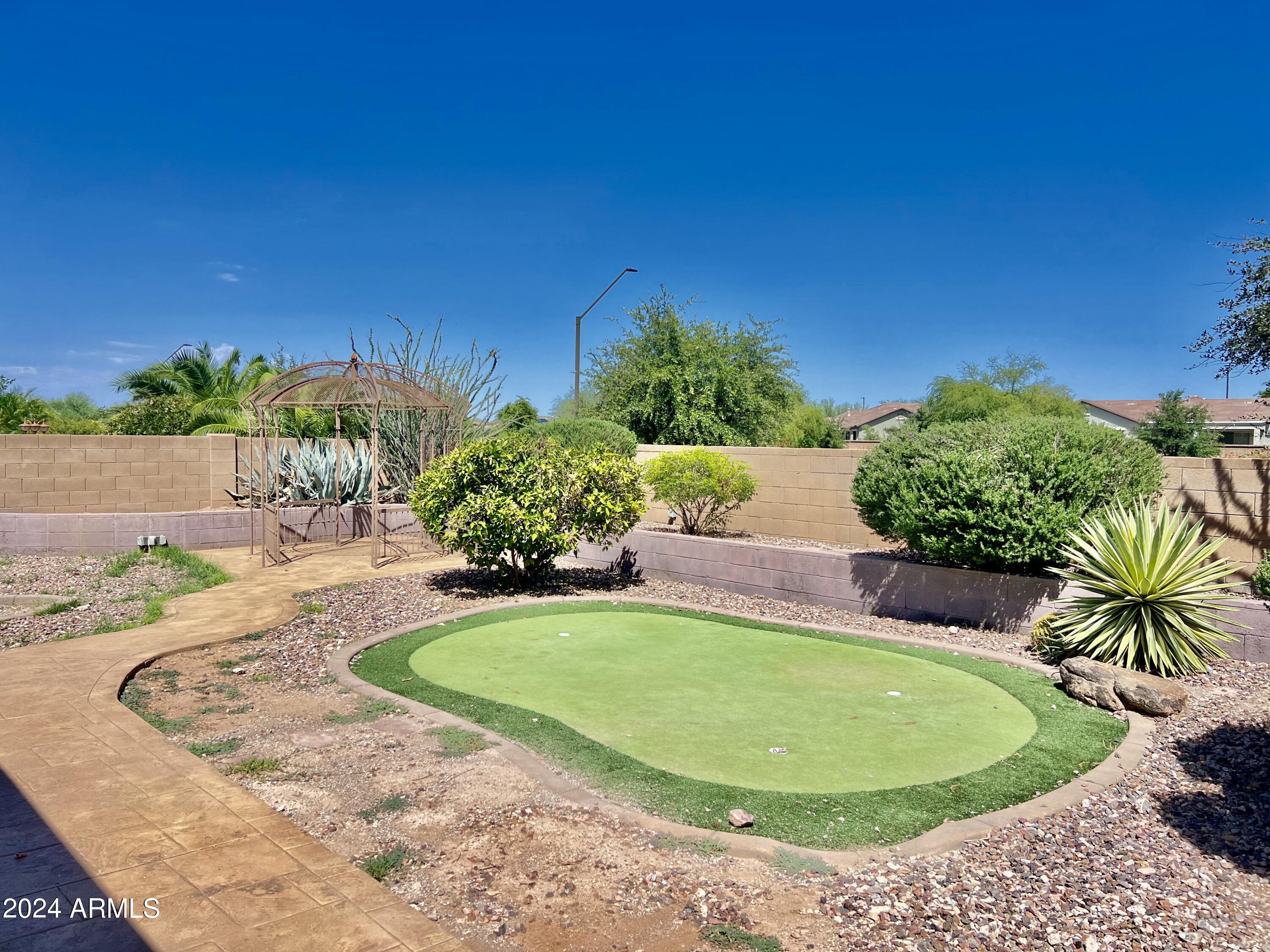 3590 N EMERALD CREEK Drive