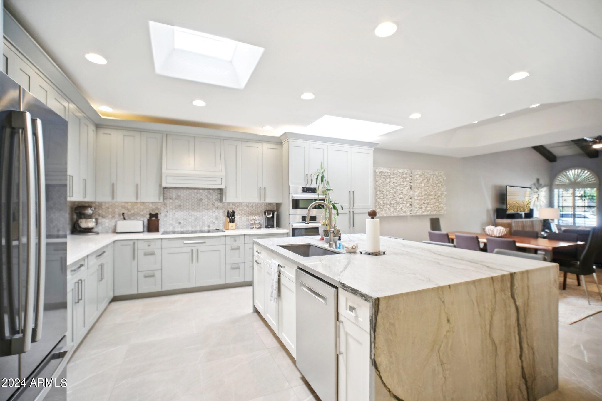 7955 E CHAPARRAL Road, 131