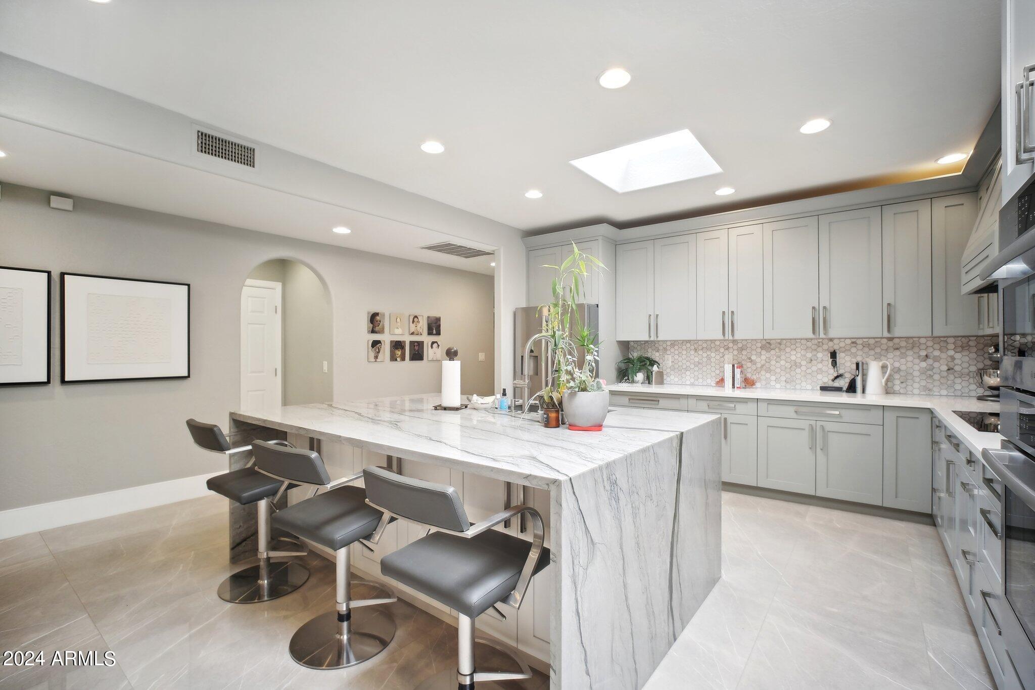 7955 E CHAPARRAL Road, 131