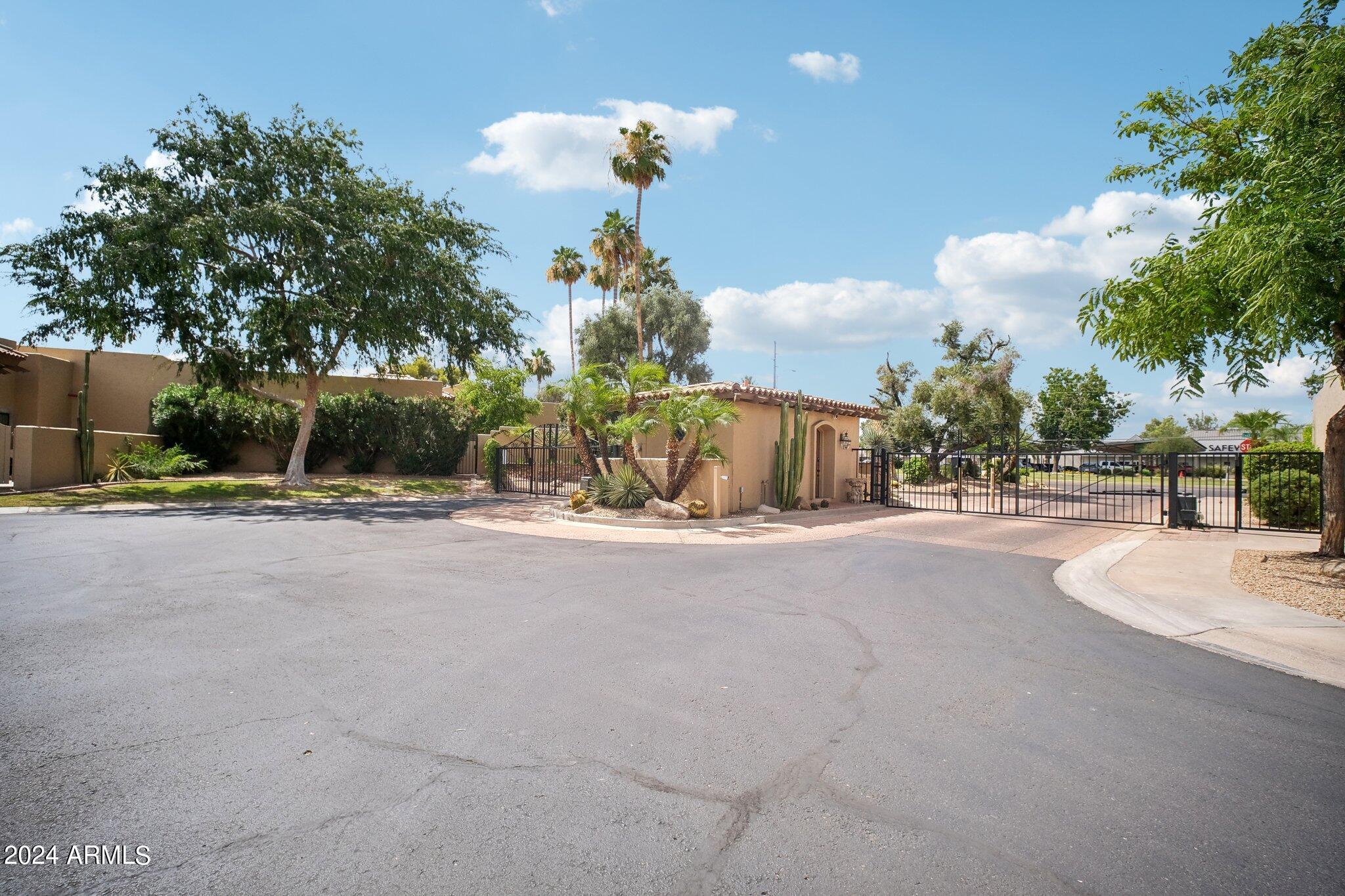 7955 E CHAPARRAL Road, 131