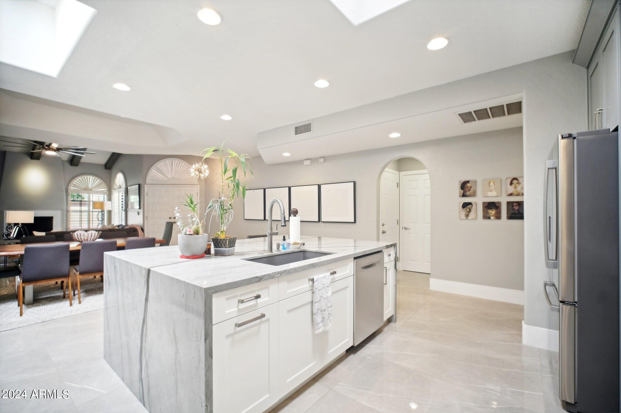 7955 E CHAPARRAL Road, 131