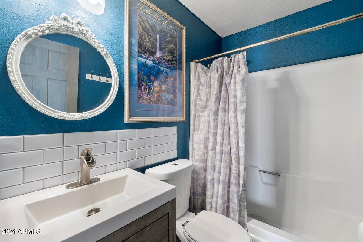 5116 W LUPINE Avenue