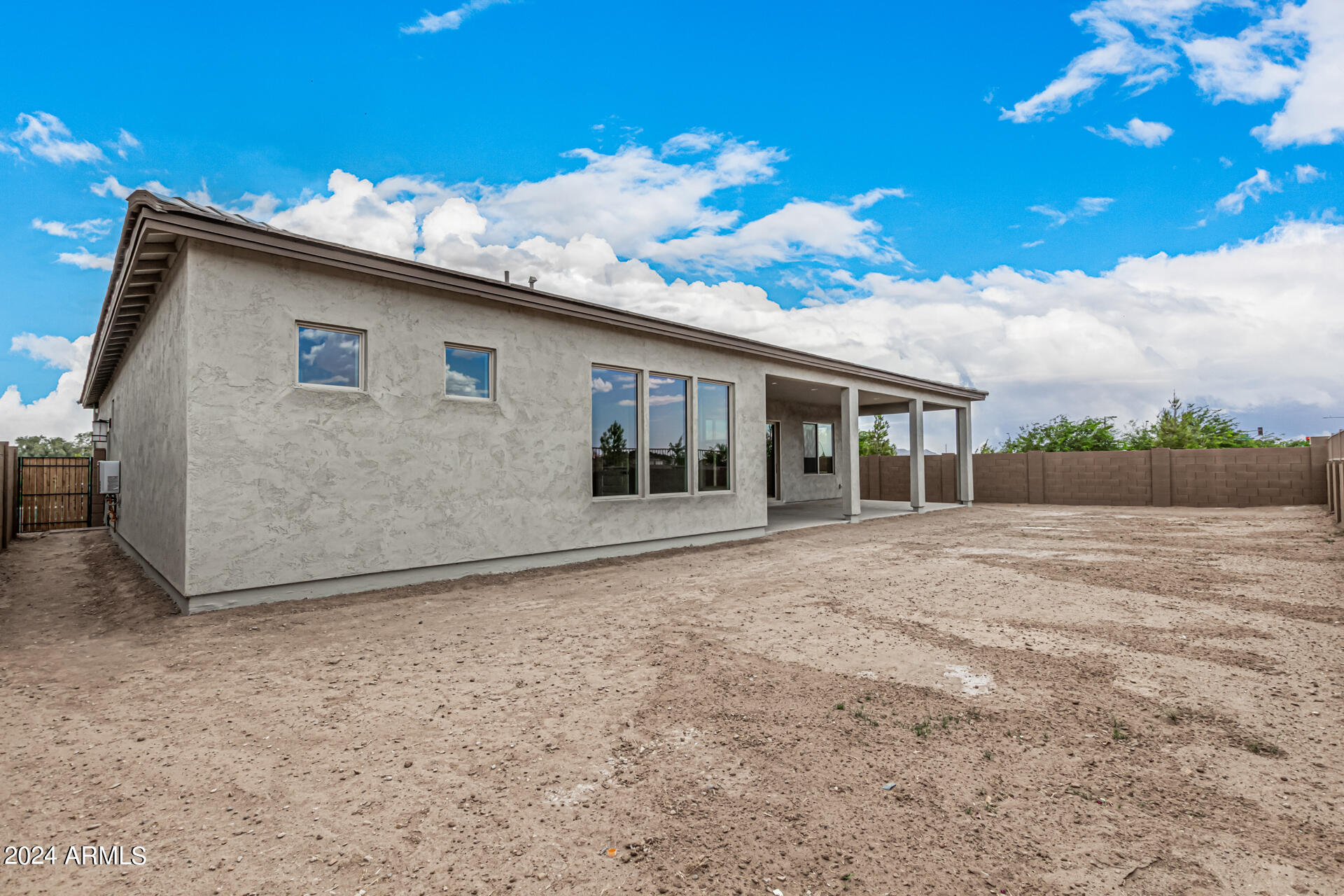 1510 W CHERRYWOOD Drive