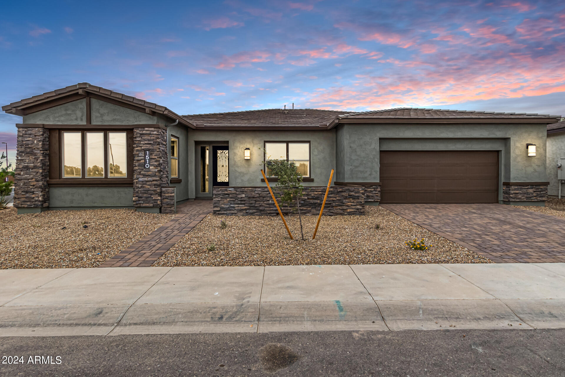 1510 W CHERRYWOOD Drive
