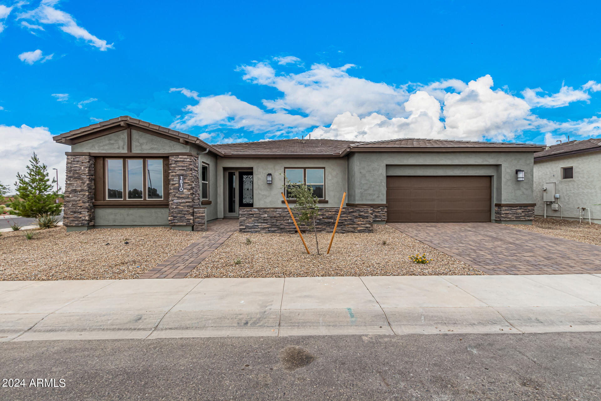 1510 W CHERRYWOOD Drive