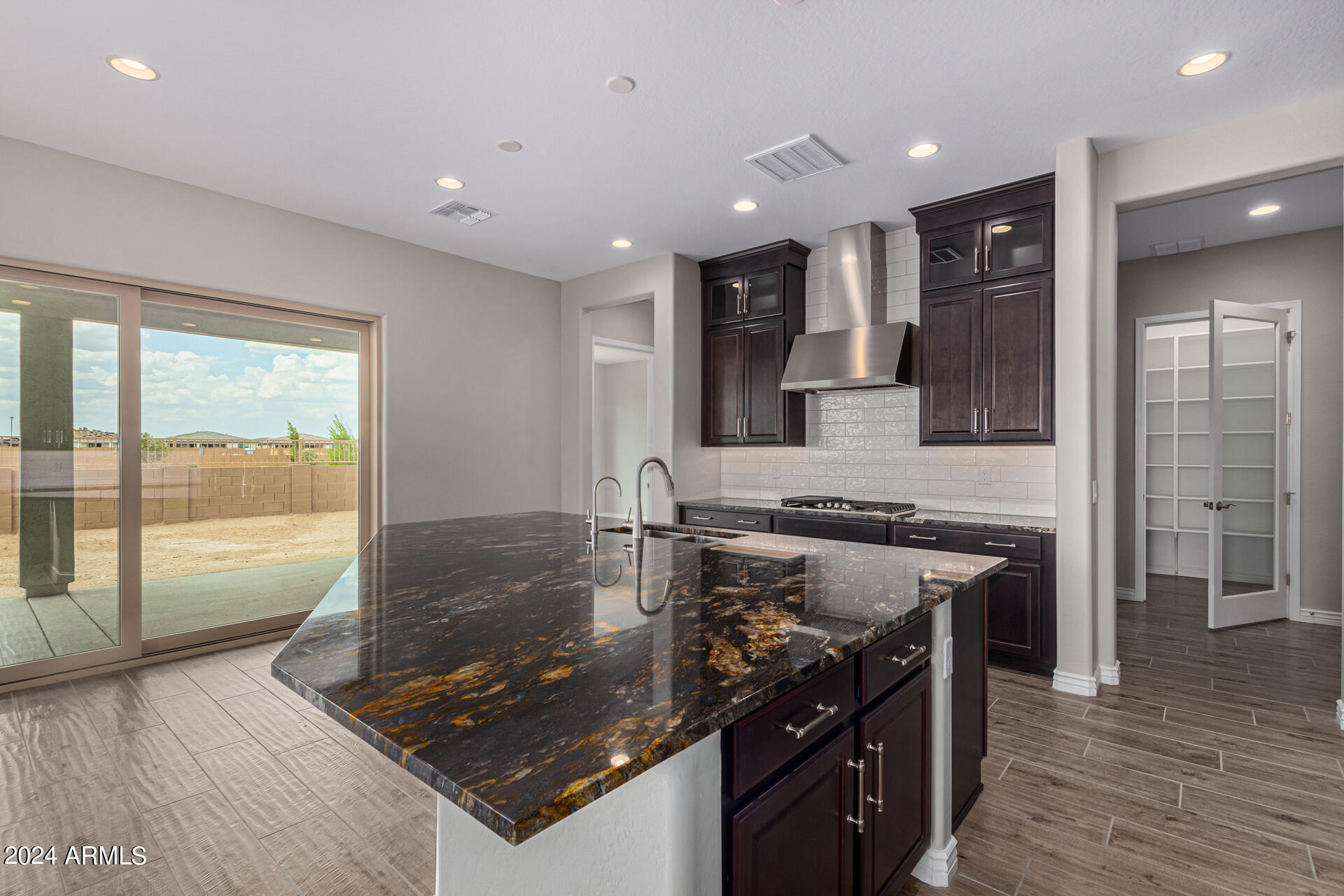 1510 W CHERRYWOOD Drive