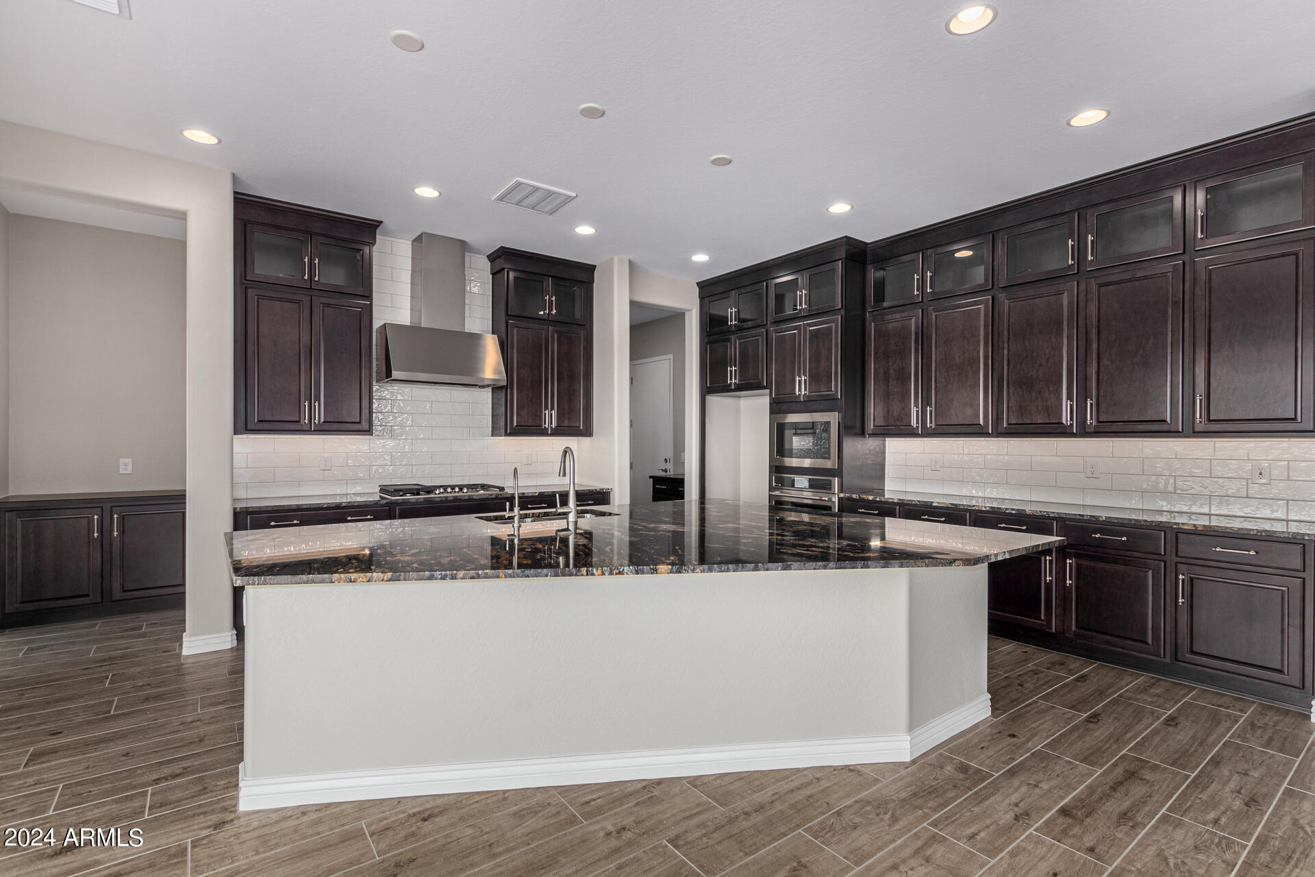 1510 W CHERRYWOOD Drive
