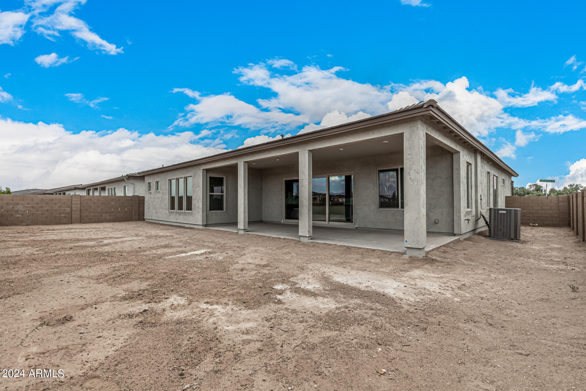 1510 W CHERRYWOOD Drive
