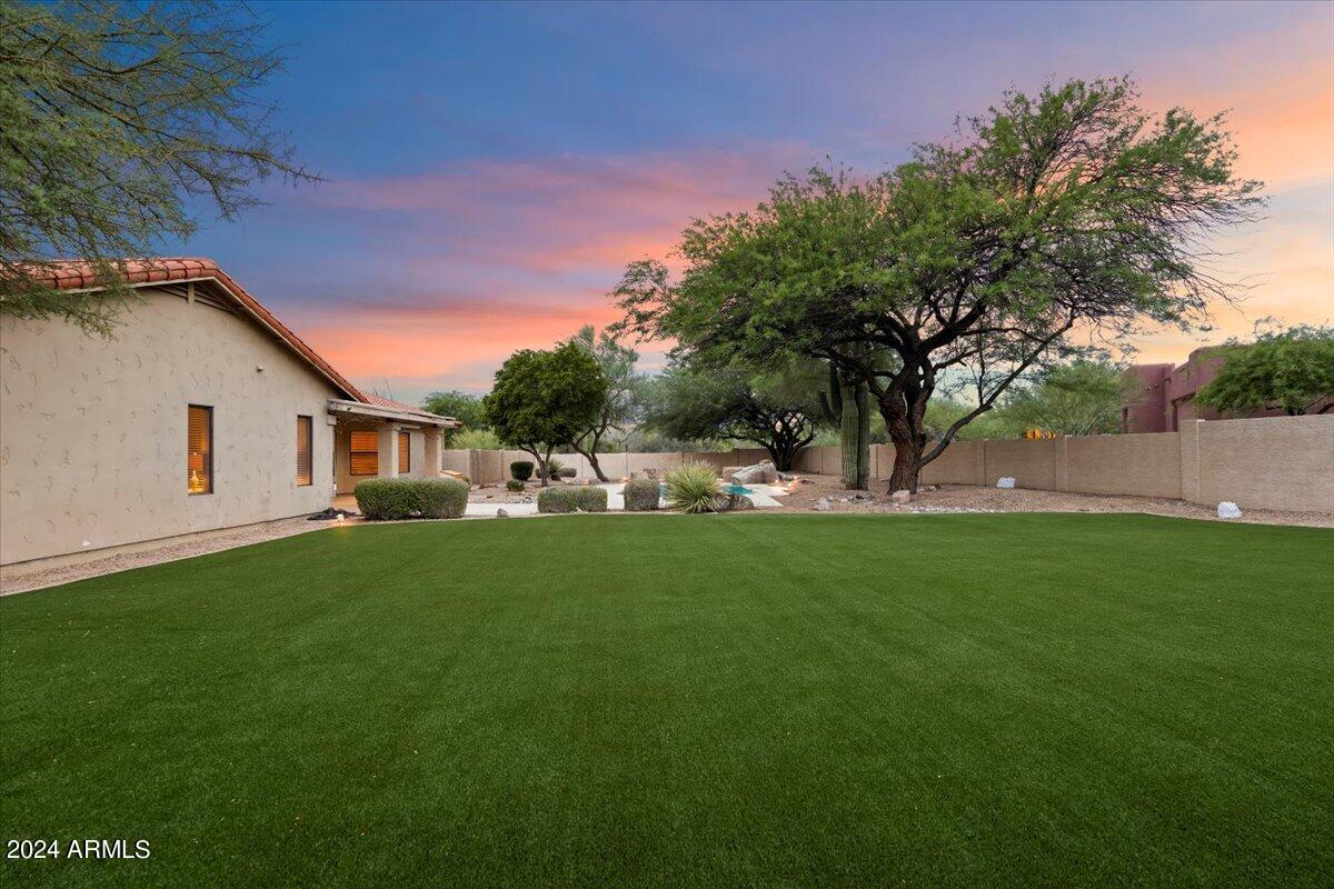 25603 N BRONCO Trail