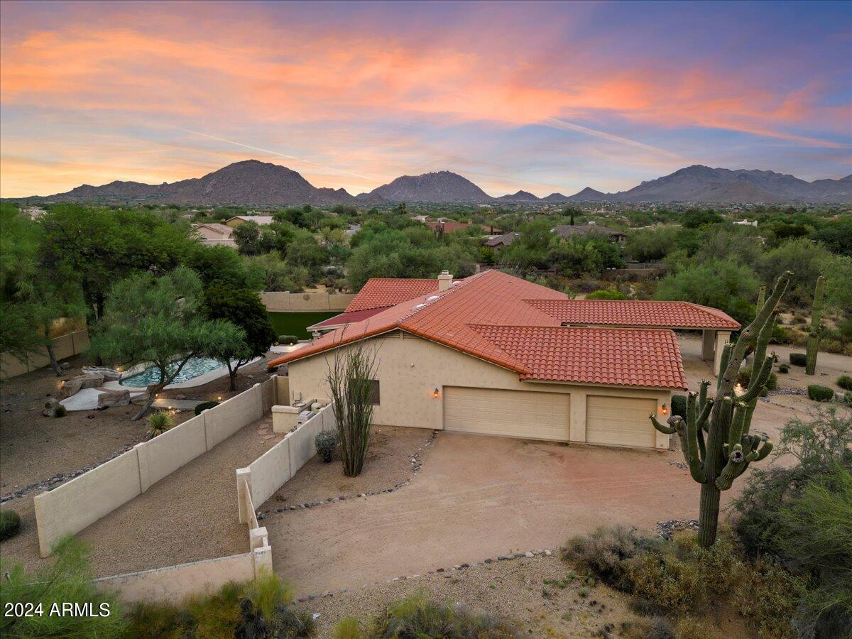 25603 N BRONCO Trail