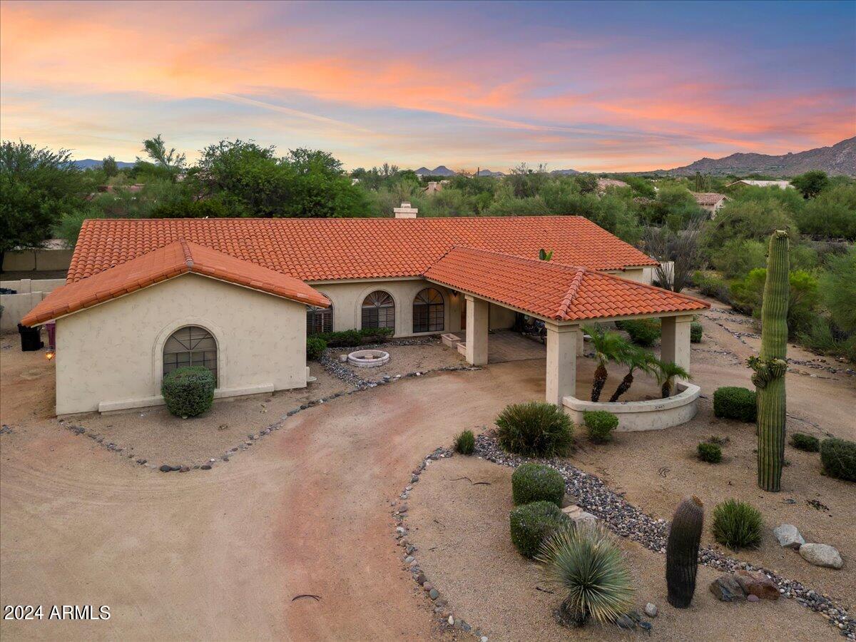 25603 N BRONCO Trail