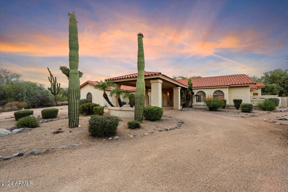 25603 N BRONCO Trail