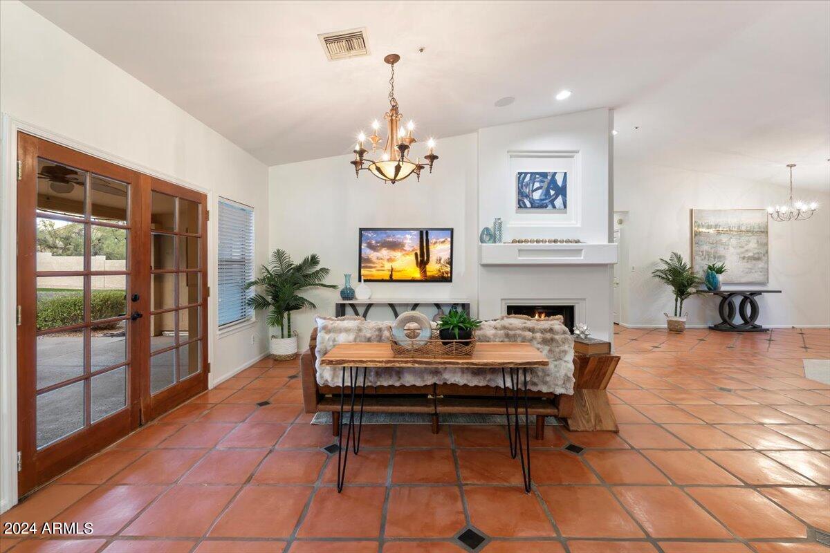 25603 N BRONCO Trail