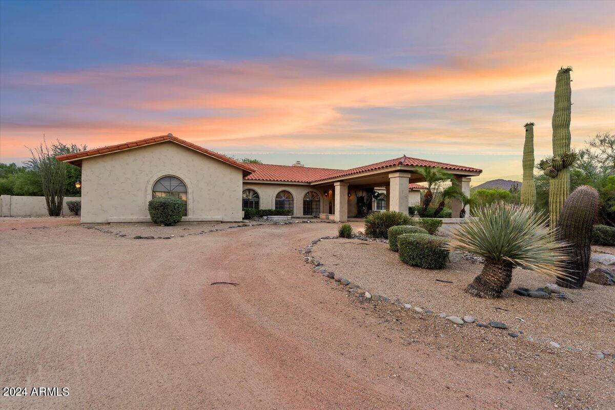 25603 N BRONCO Trail