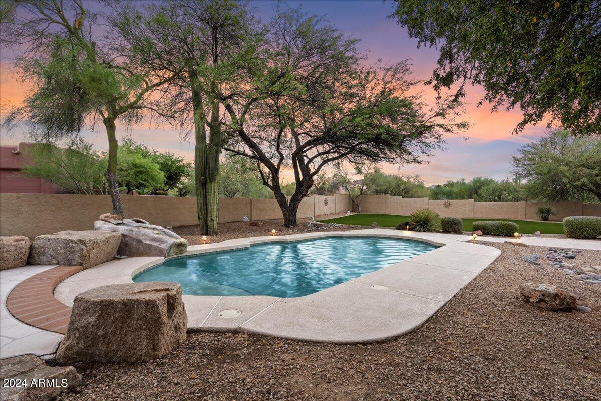 25603 N BRONCO Trail