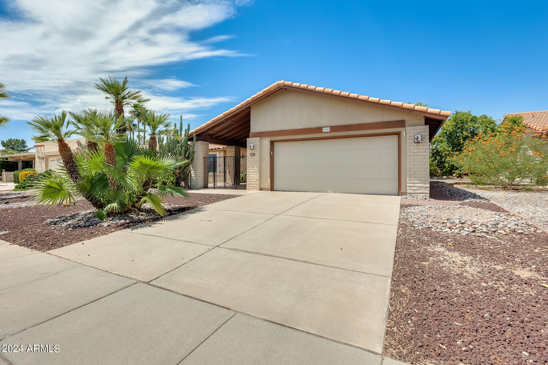 974 LEISURE WORLD Drive
