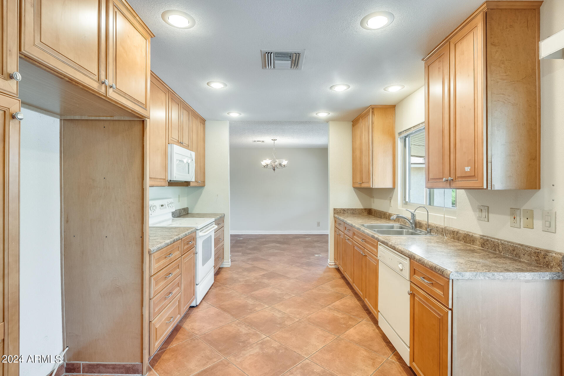 974 LEISURE WORLD Drive