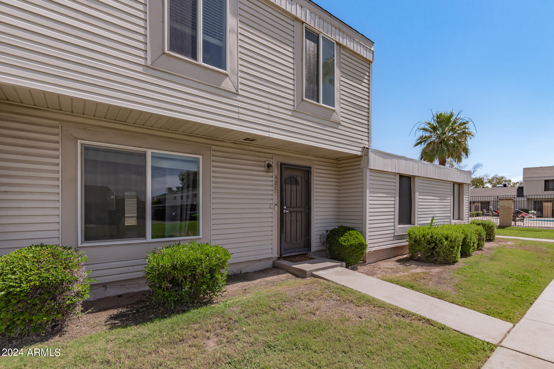 421 E REDMON Drive