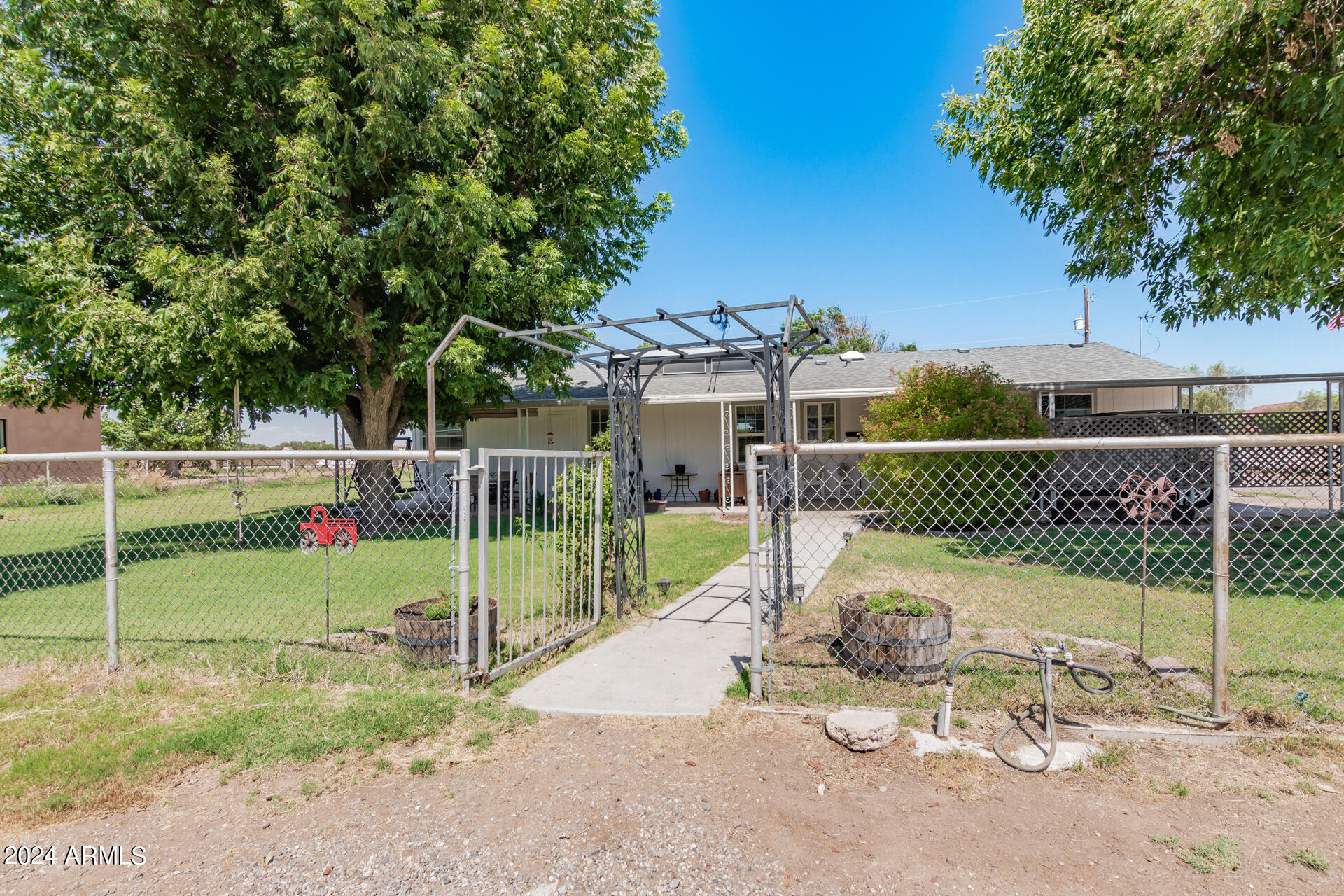 8412 N 99TH Avenue