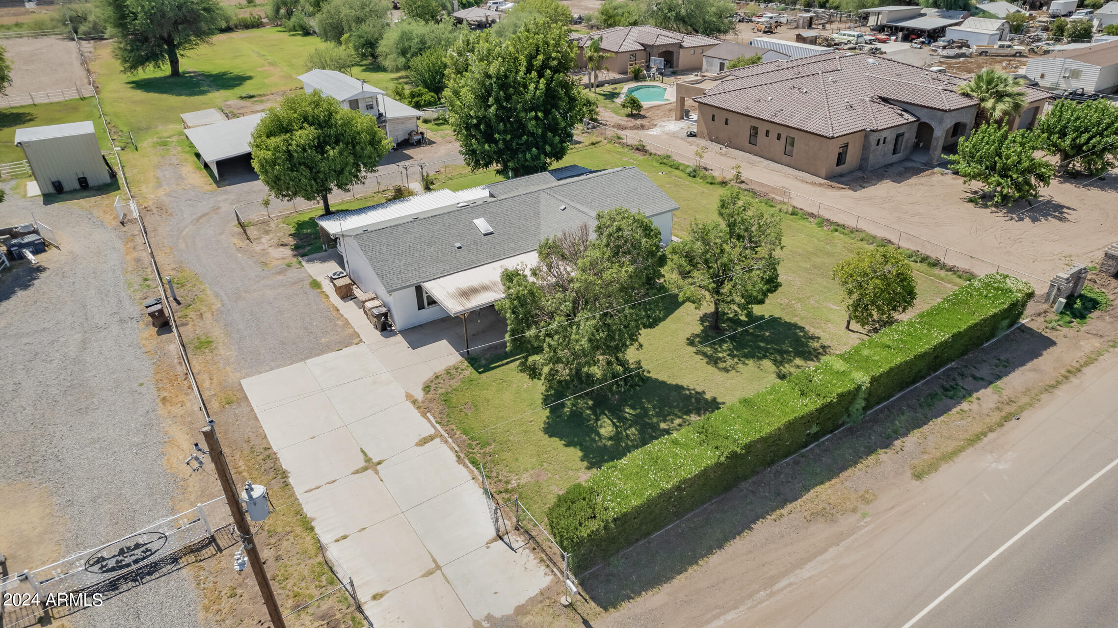 8412 N 99TH Avenue
